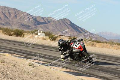 media/Nov-02-2025-CVMA (Sun) [[337aff29ab]]/Race 18-Supersport Middleweight/